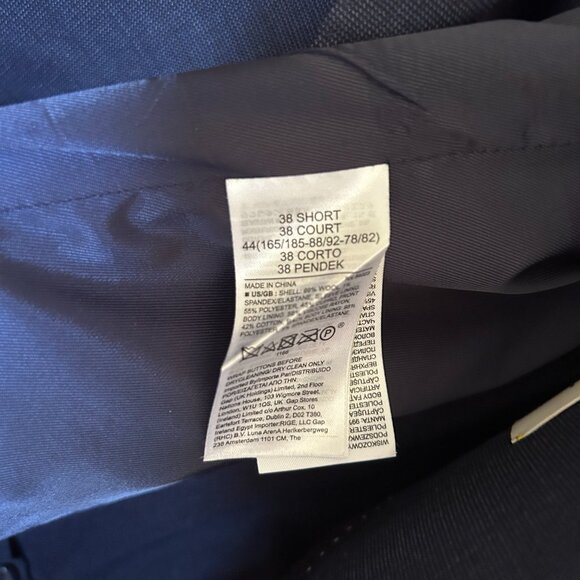 Banana Republic Classic Navy Suit - Jacket and Pants sold together - Picture 7 of 11
